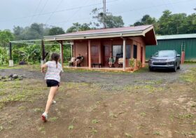 DIY Costa Rica: tips for driving and renting a car